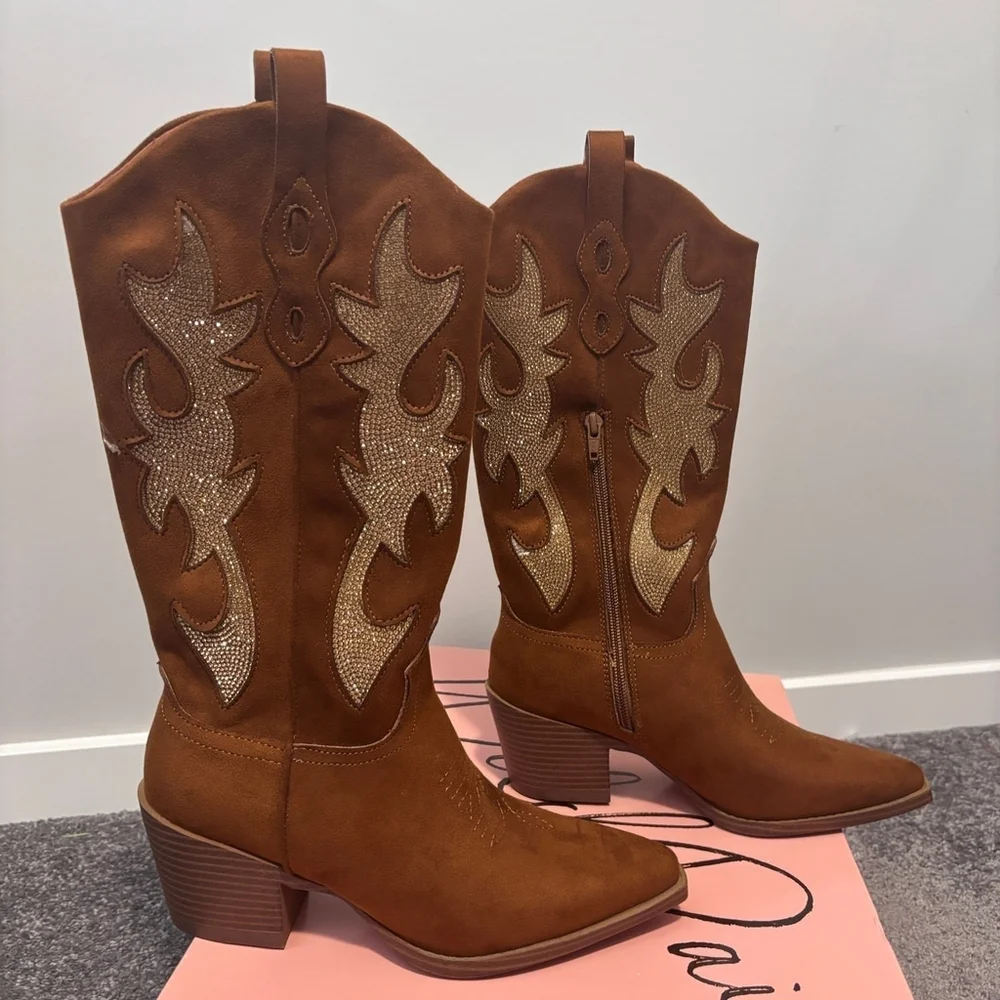 Wild Pair Women's Size 6.5 Brown Suede Cowboy Boots w/ Gold Crystals NIB - Picture 8 of 13